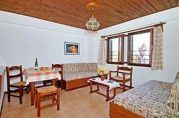 Diplomats' Holidays *