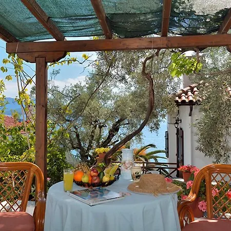 Апартаменты Diplomats' Holidays