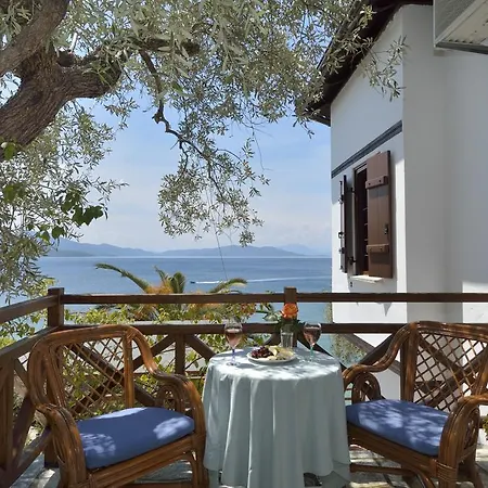 Апартаменты Diplomats' Holidays