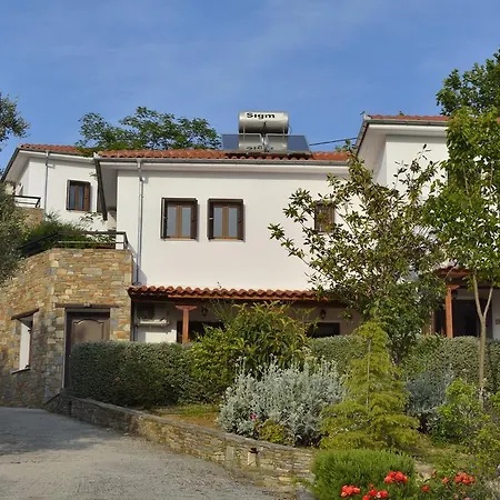 Апартаменты Diplomats' Holidays