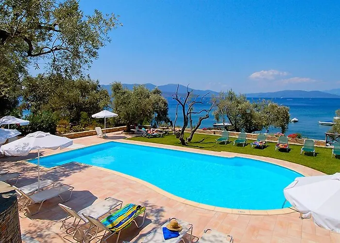 Diplomats' Holidays דירה