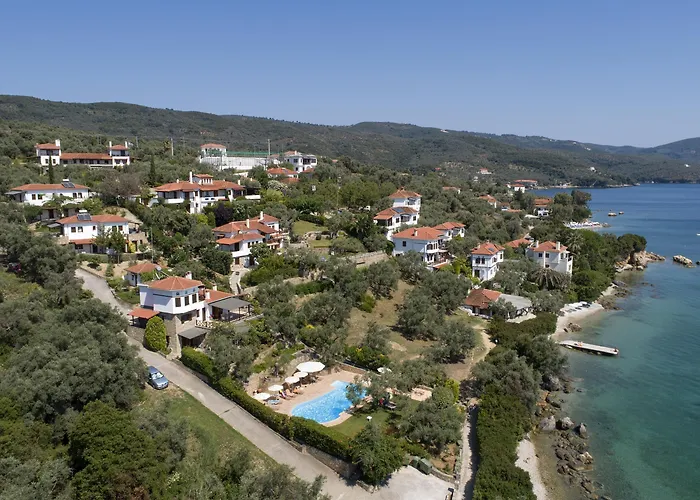 Diplomats' Holidays דירה