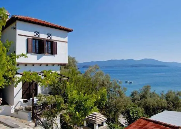 Diplomats' Holidays דירה צ'ורטו